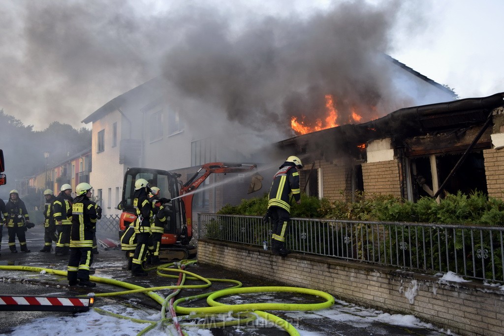 Feuer 2 Y Explo Koeln Hoehenhaus Scheuerhofstr P1711.JPG - Miklos Laubert